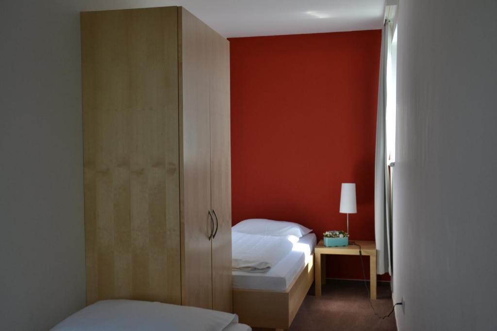 Pannonia Hotel Garni Podersdorf am See Room photo
